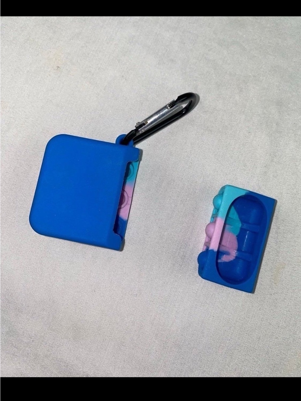 NEW AirPods case - Picture 3 of 4